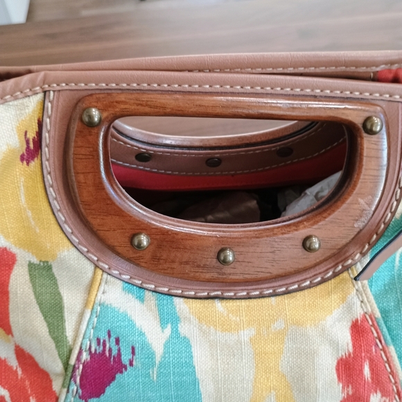 Fossil Multicolor Floral Canvas Tote with Wooden Handles - Picture 3 of 9